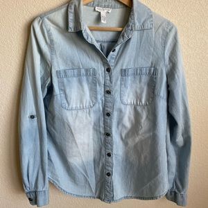 XS Full Tilt. 100% cotton. Lightly worn.